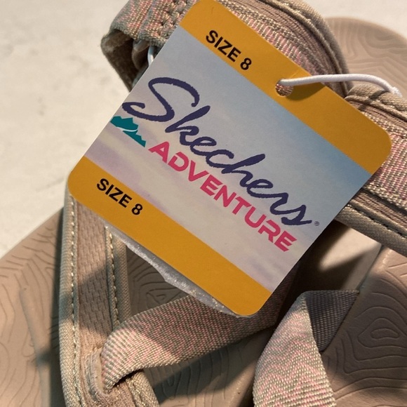 Skechers NWT Adventure Sandals - Tan size 8 - Picture 2 of 4
